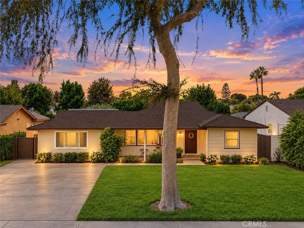 Home at 184 Ford Avenue, Pomona — photo 2 of 12