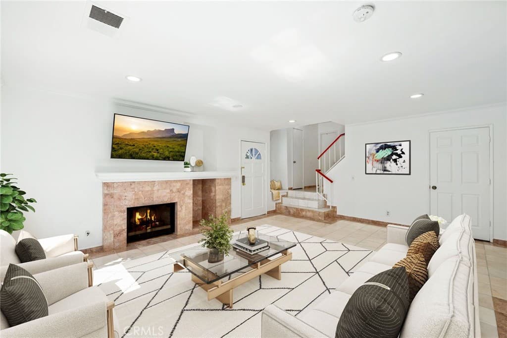 Condo at 1230 S Barranca Avenue F, Glendora — photo 6 of 12