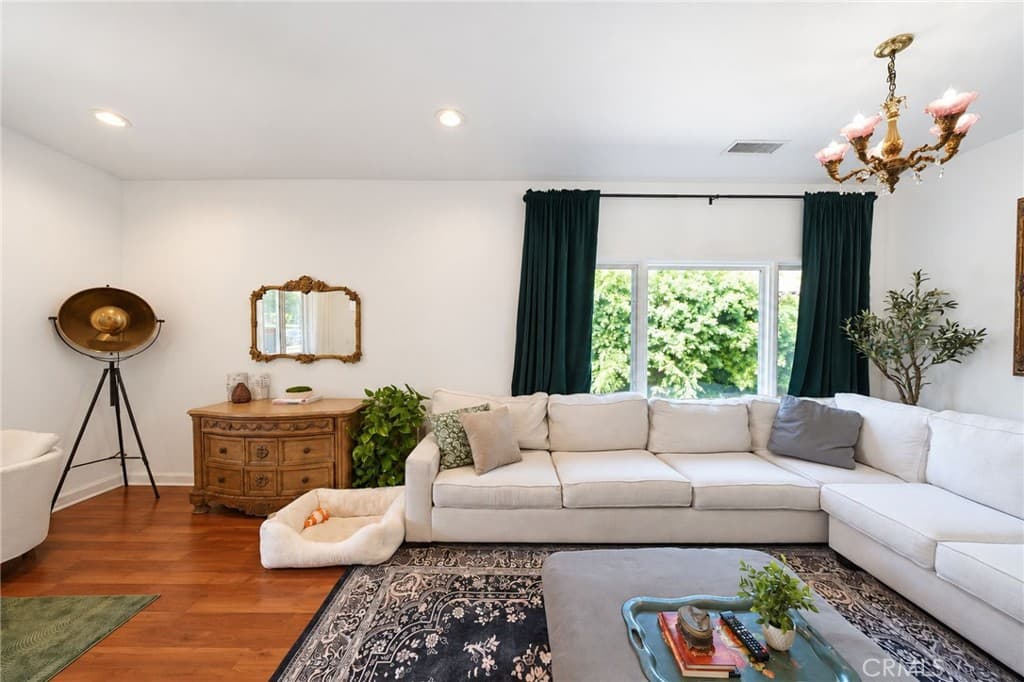 Home at 435 W 2nd, San Dimas — photo 12 of 12