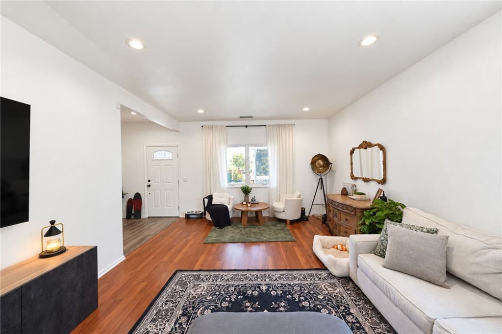 Home at 435 W 2nd, San Dimas — photo 7 of 12