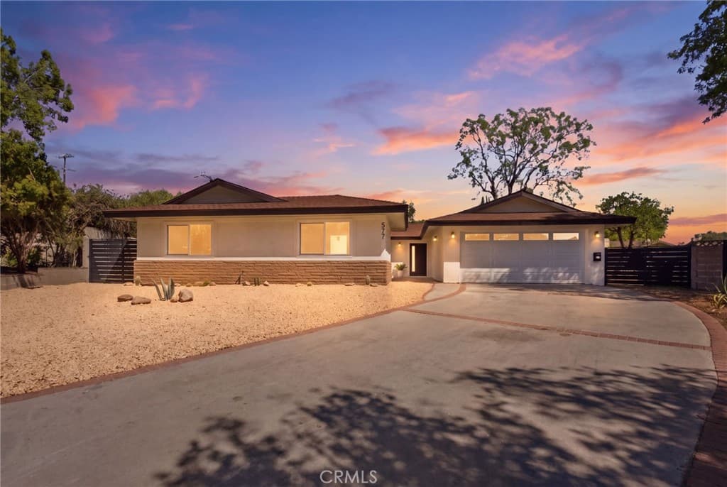 Home at 577 Bishop Place, Claremont — photo 1 of 12