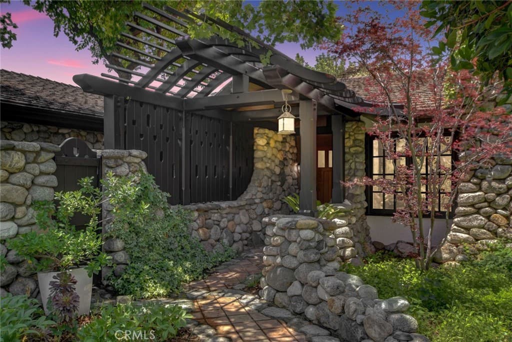 Home at 2293 Bonnie Brae, Claremont — photo 2 of 12