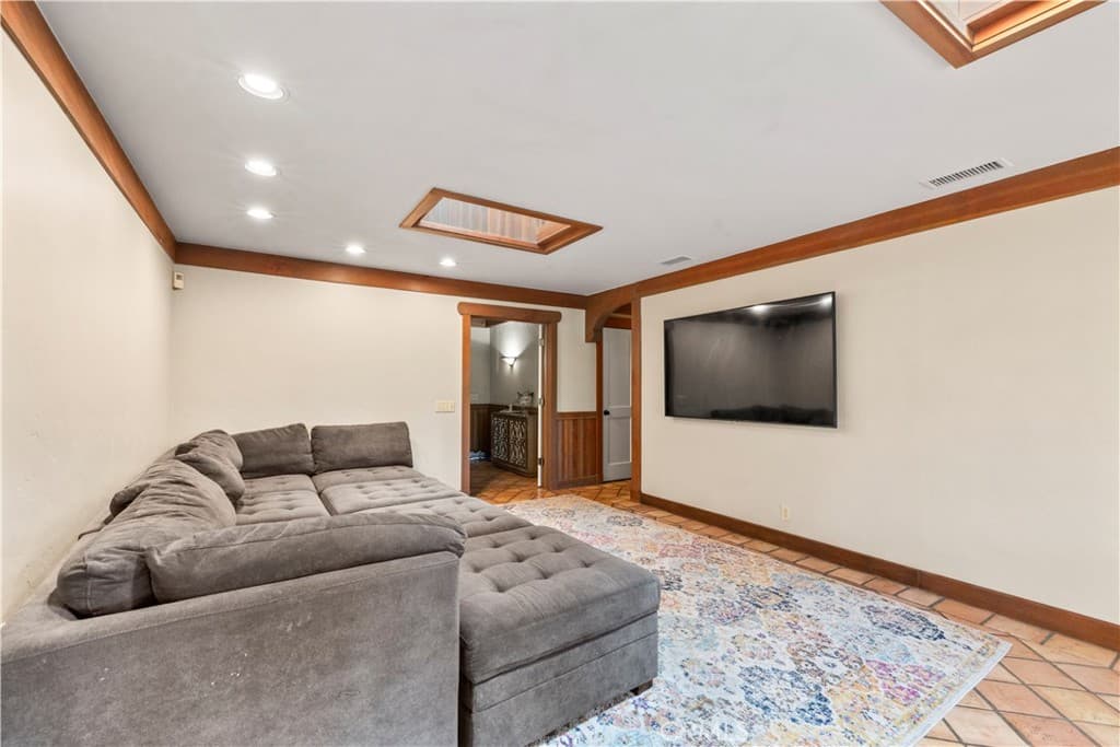 Home at 2293 Bonnie Brae, Claremont — photo 12 of 12
