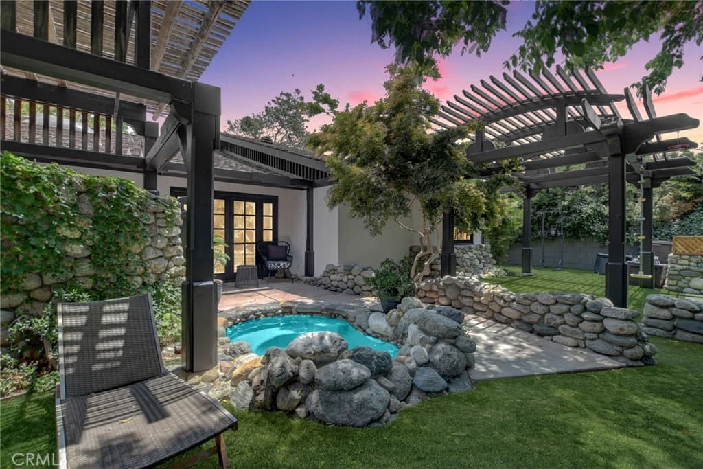 Home at 2293 Bonnie Brae, Claremont — photo 4 of 12
