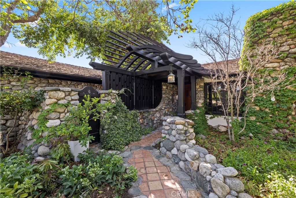 Home at 2293 Bonnie Brae, Claremont — photo 7 of 12