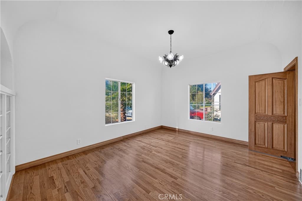 Home at 197 Garfield Avenue, Pomona — photo 7 of 12