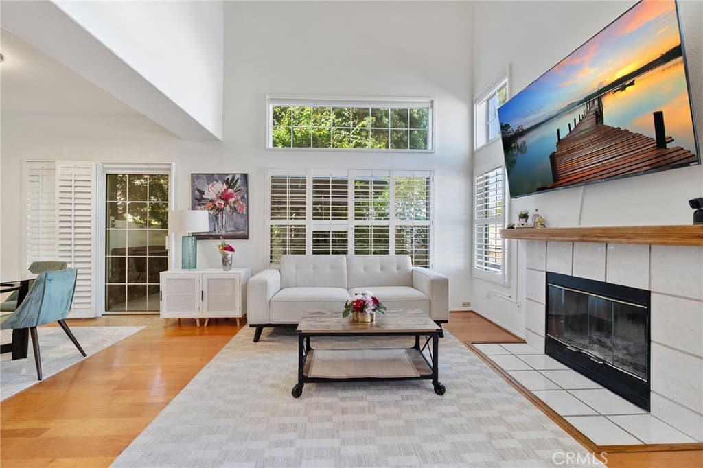 Condo at 125 Autumn Oaks, Glendora — photo 3 of 12