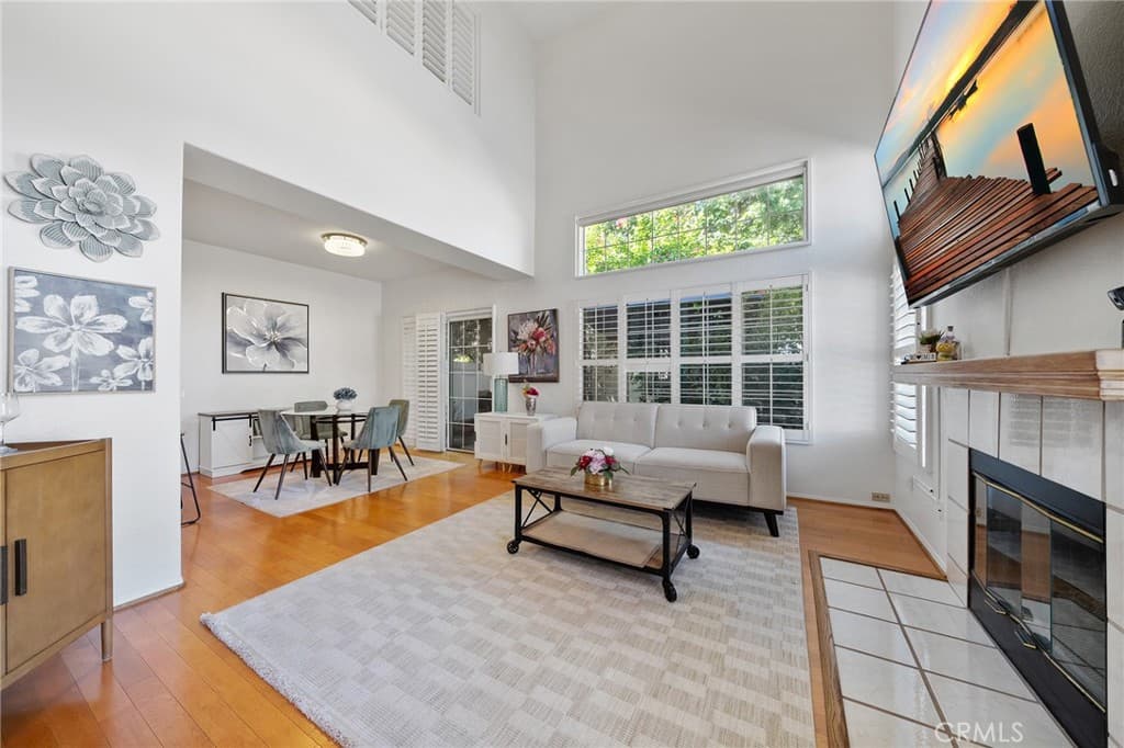 Condo at 125 Autumn Oaks, Glendora — photo 4 of 12