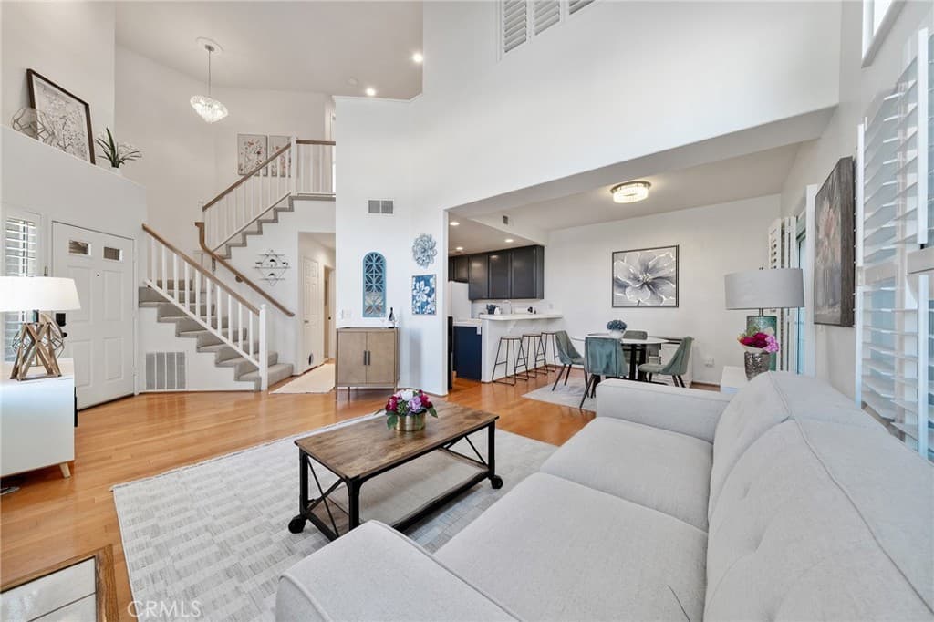 Condo at 125 Autumn Oaks, Glendora — photo 5 of 12