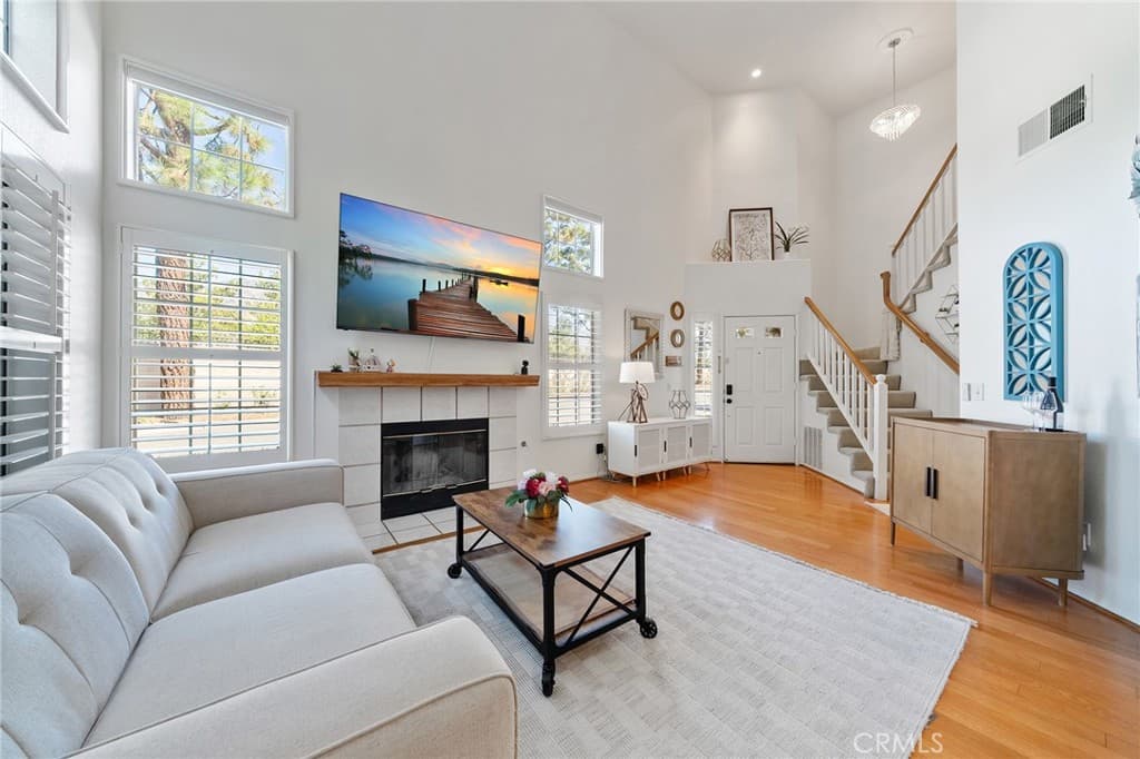 Condo at 125 Autumn Oaks, Glendora — photo 7 of 12