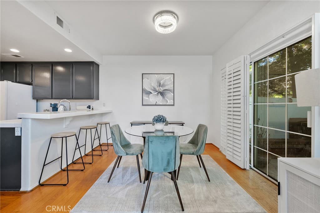 Condo at 125 Autumn Oaks, Glendora — photo 8 of 12