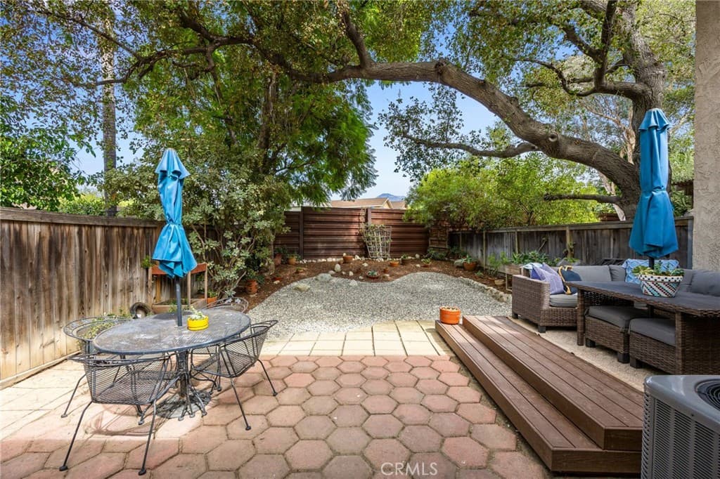 Condo at 573 Wayland Court, Claremont — photo 2 of 12