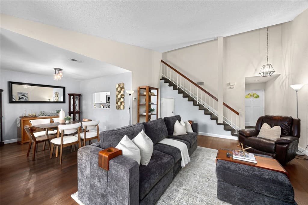 Condo at 573 Wayland Court, Claremont — photo 3 of 12
