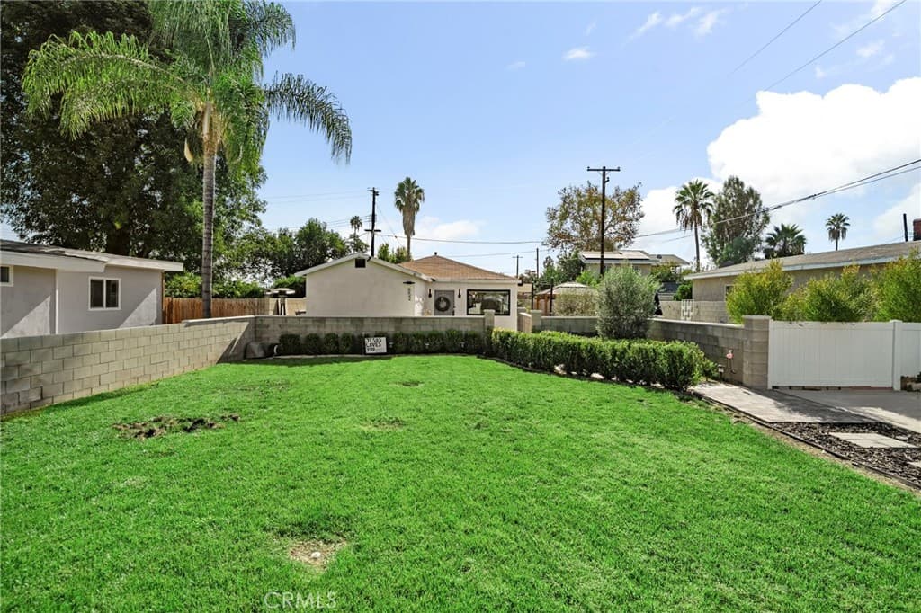 Home at 852 Jarrow, Hacienda Heights — photo 3 of 12