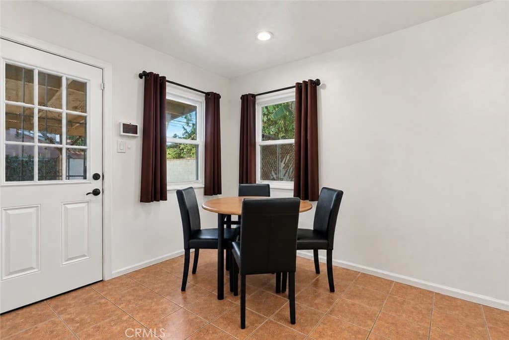 Home at 124 E Roland Street, Azusa — photo 12 of 12