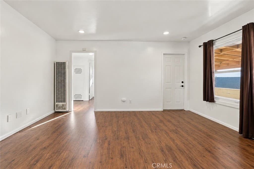 Home at 124 E Roland Street, Azusa — photo 8 of 12