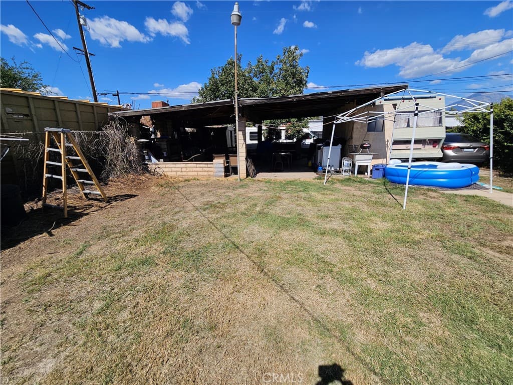 Home at 141 E Magnolia, Pomona — photo 10 of 12
