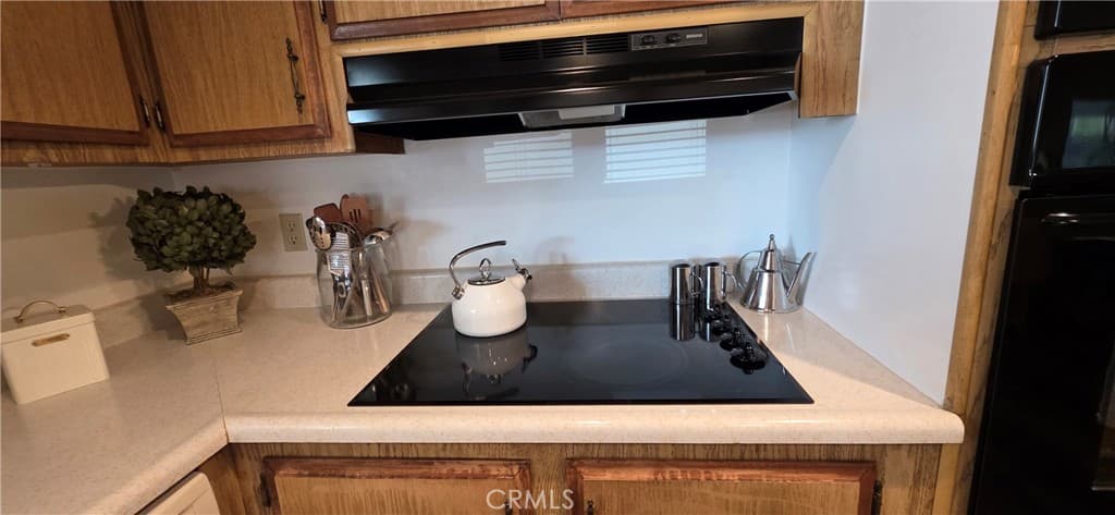 Home at 4095 Fruit 104, La Verne — photo 11 of 12