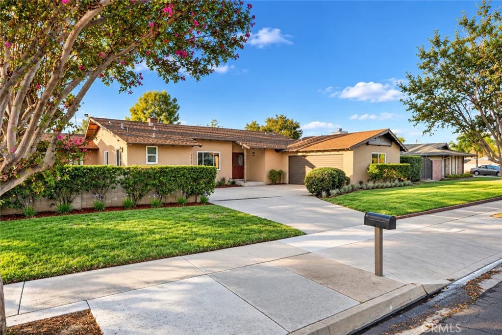 Home at 3412 N San Joaquin, Covina — photo 5 of 12