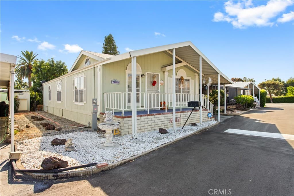Home at 3530 Damien Avenue 3, La Verne — photo 3 of 12