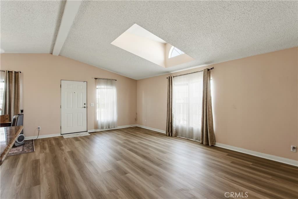 Home at 3530 Damien Avenue 3, La Verne — photo 5 of 12