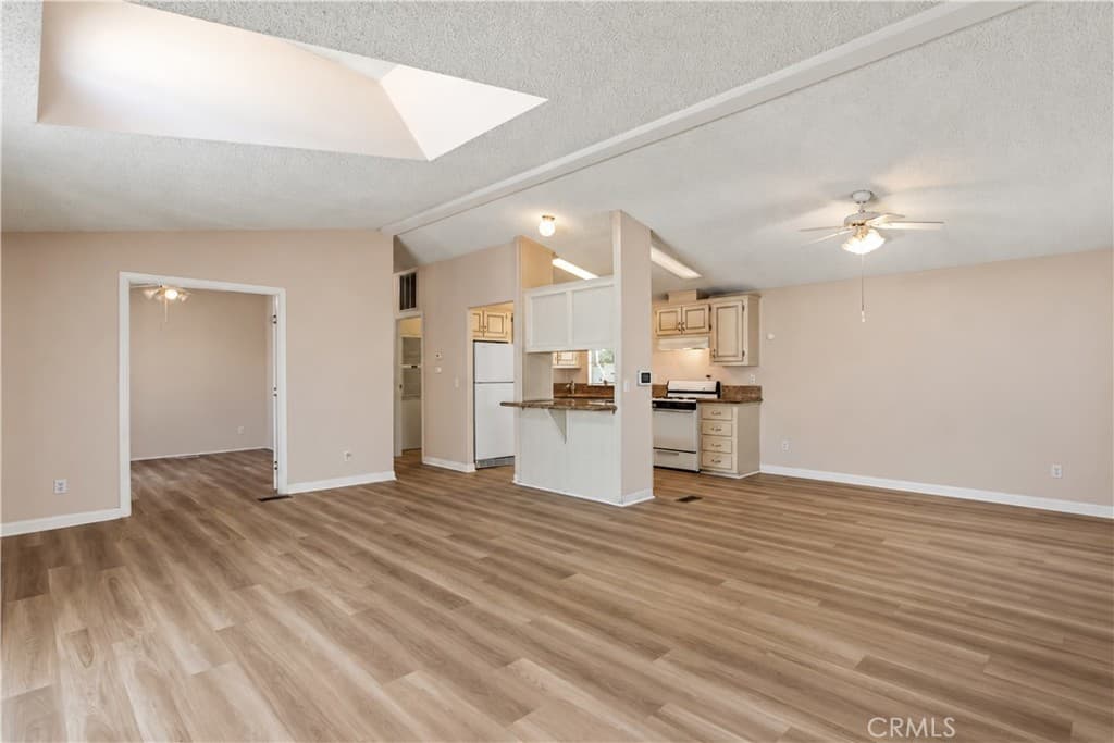 Home at 3530 Damien Avenue 3, La Verne — photo 9 of 12