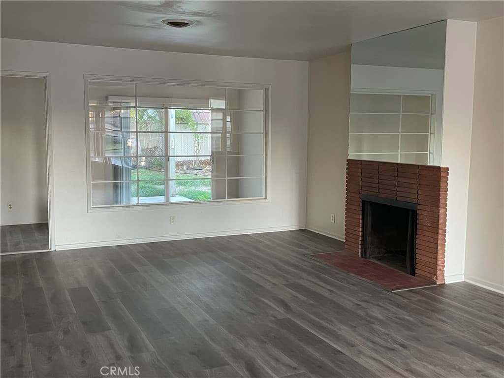 Home at 857 Encino Way, Monrovia — photo 4 of 12