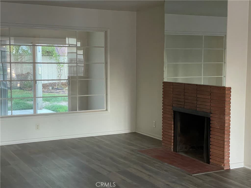 Home at 857 Encino Way, Monrovia — photo 5 of 12