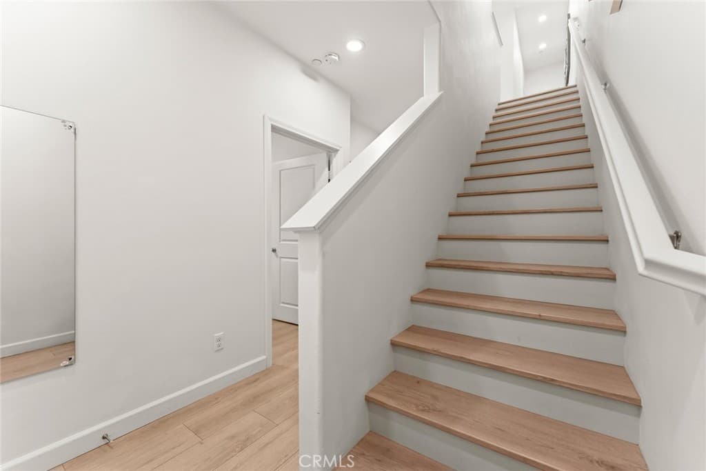 Condo at 422 W Route 66 66, Glendora — photo 11 of 12
