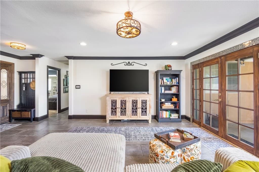 Home at 278 Wiley Court, Claremont — photo 7 of 12