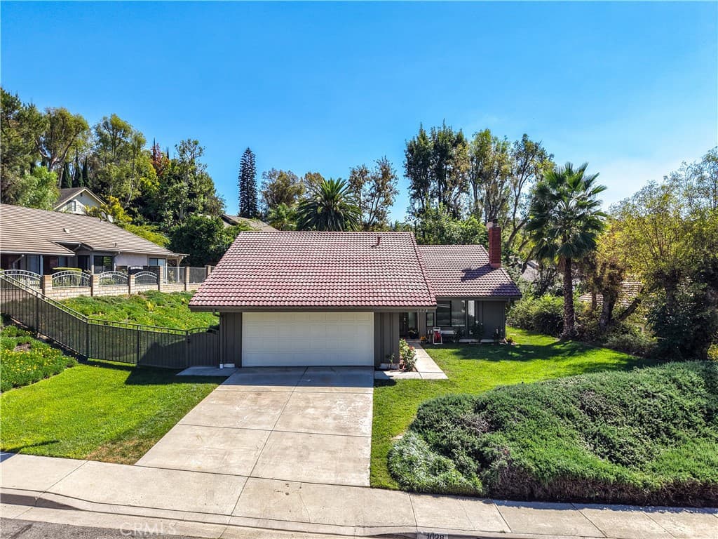 Home at 1028 CALLE FRONDOSA, San Dimas — photo 2 of 12