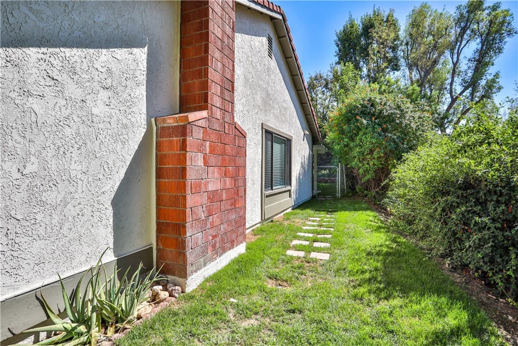 Home at 1028 CALLE FRONDOSA, San Dimas — photo 10 of 12
