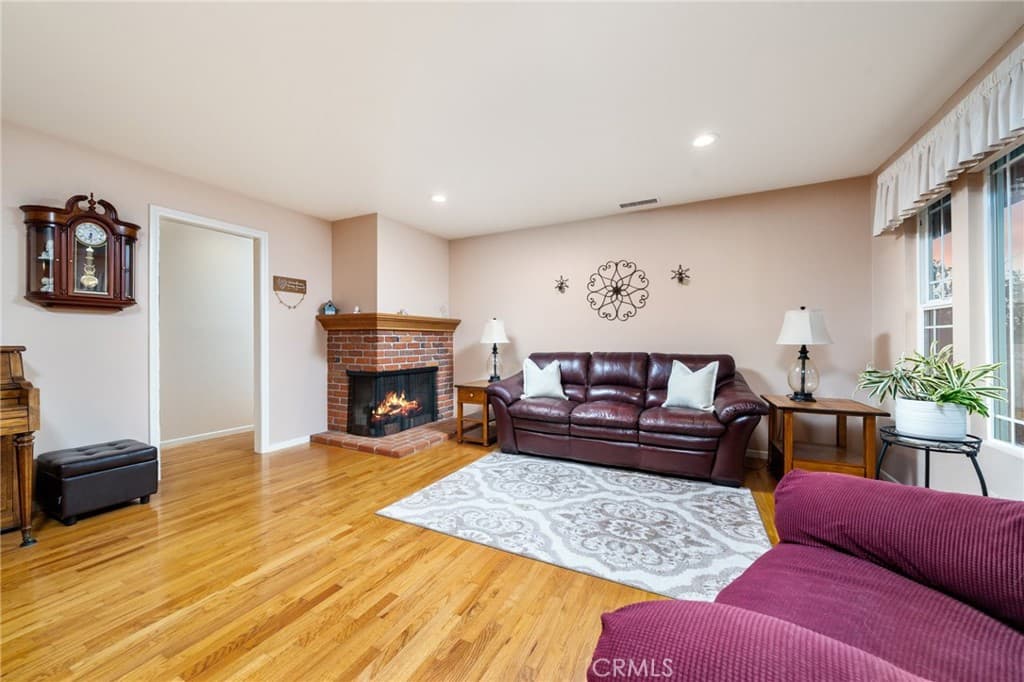 Home at 604 Lyford Drive, La Verne — photo 6 of 12
