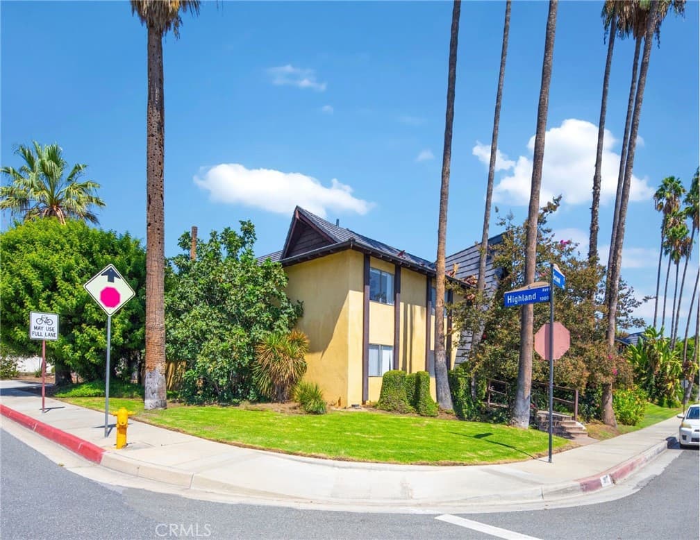 Multi-Family at 1817 E 2nd Street, Duarte — photo 7 of 12