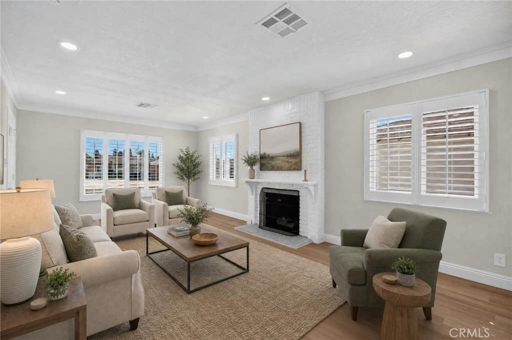 Home at 947 Murray, Pomona — photo 4 of 12