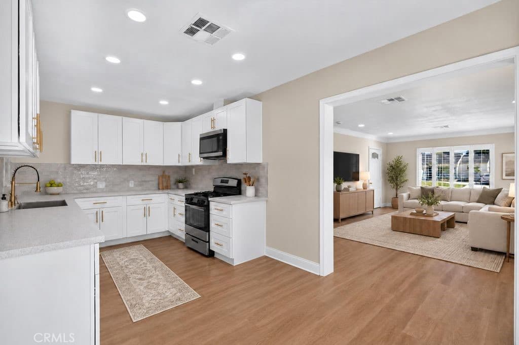 Home at 947 Murray, Pomona — photo 5 of 12