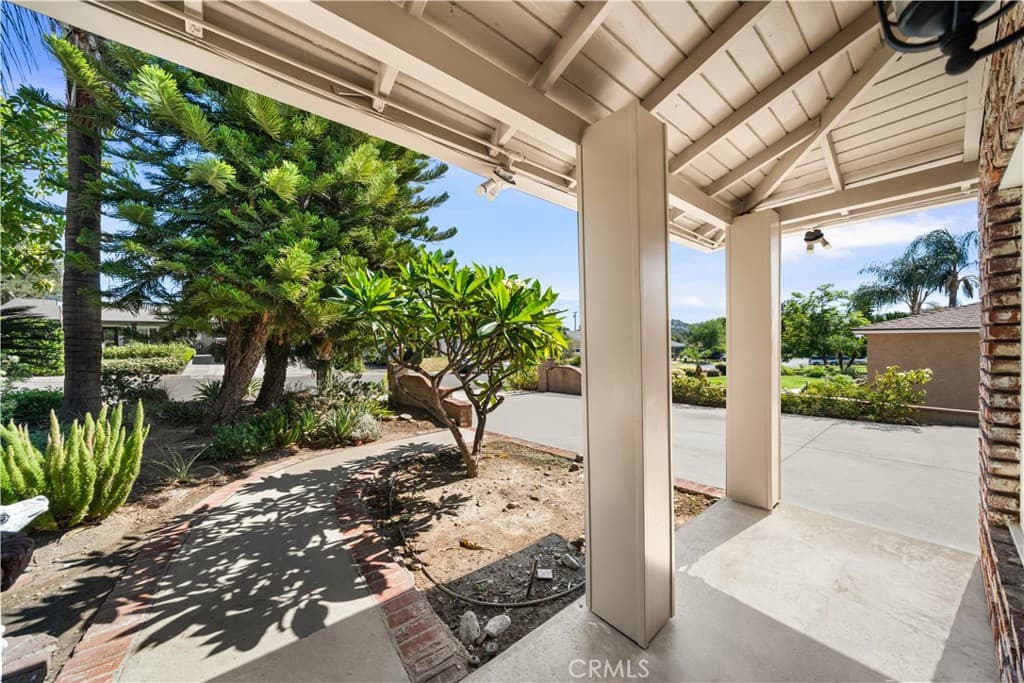 Home at 103 S Treanor Avenue, Glendora — photo 4 of 12