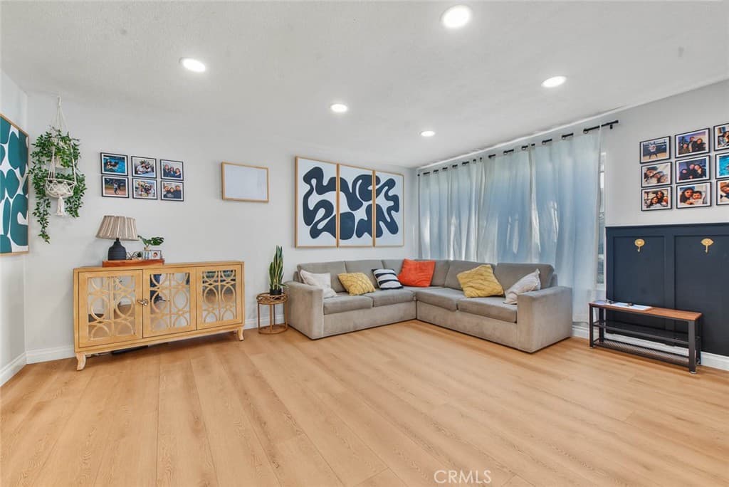 Home at 817 S Lope, Glendora — photo 11 of 12