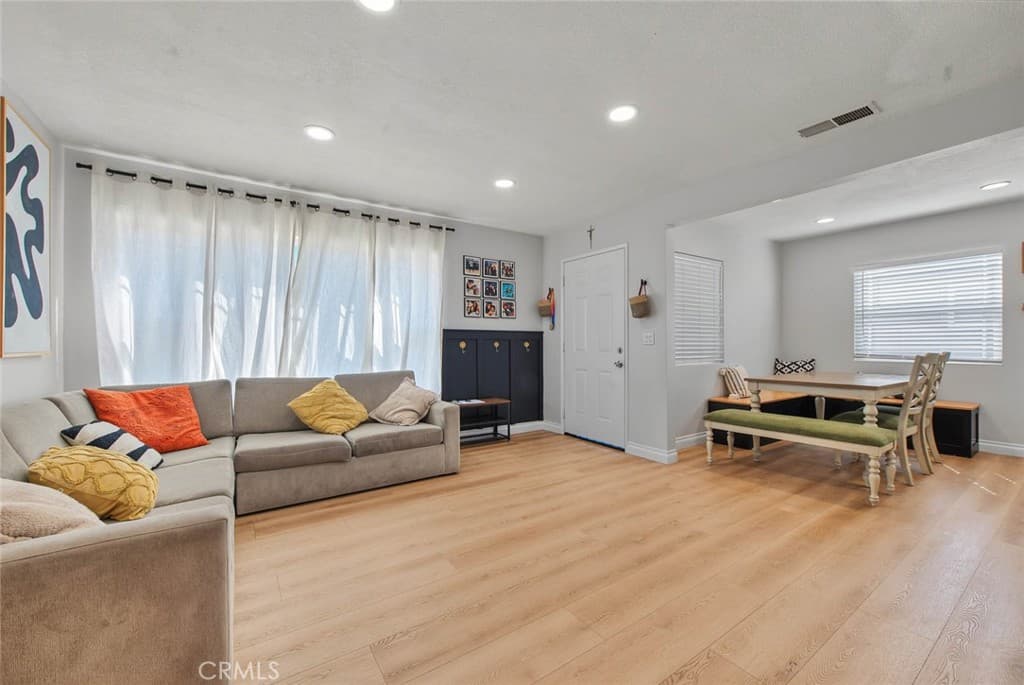 Home at 817 S Lope, Glendora — photo 10 of 12