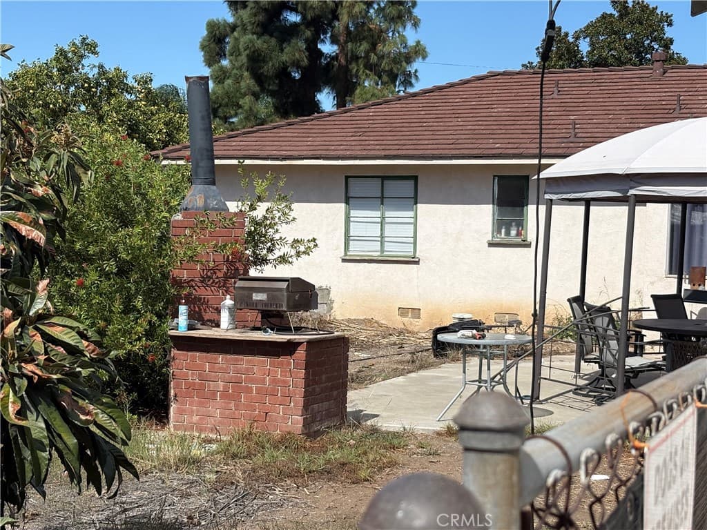 Home at 1528 E Vine, West Covina — photo 6 of 6