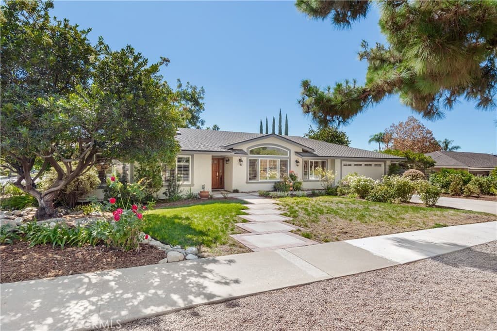 Home at 688 Charleston Drive, Claremont — photo 2 of 12