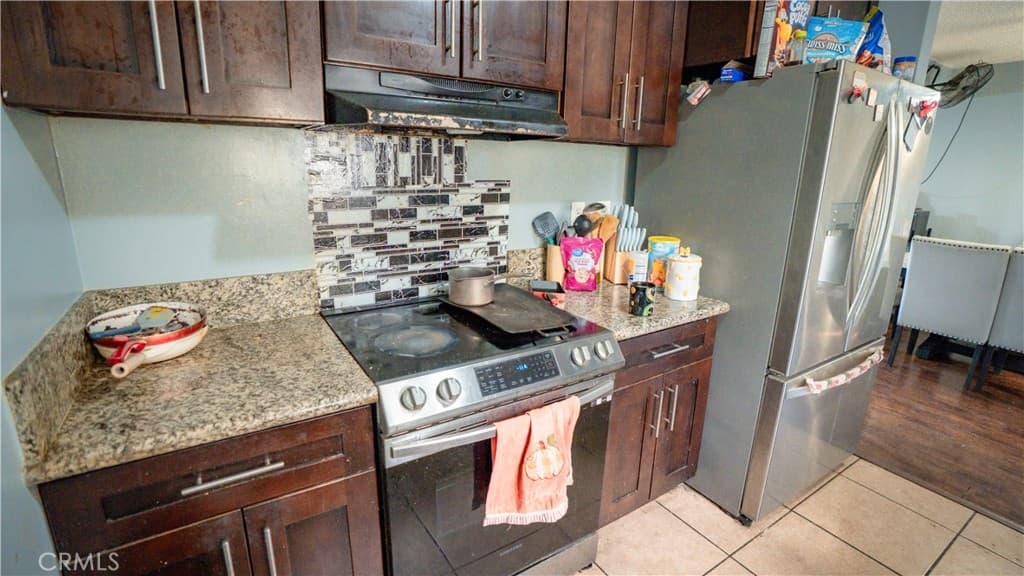 Multi-Family at 2559 Yorkshire Way, Pomona — photo 11 of 12