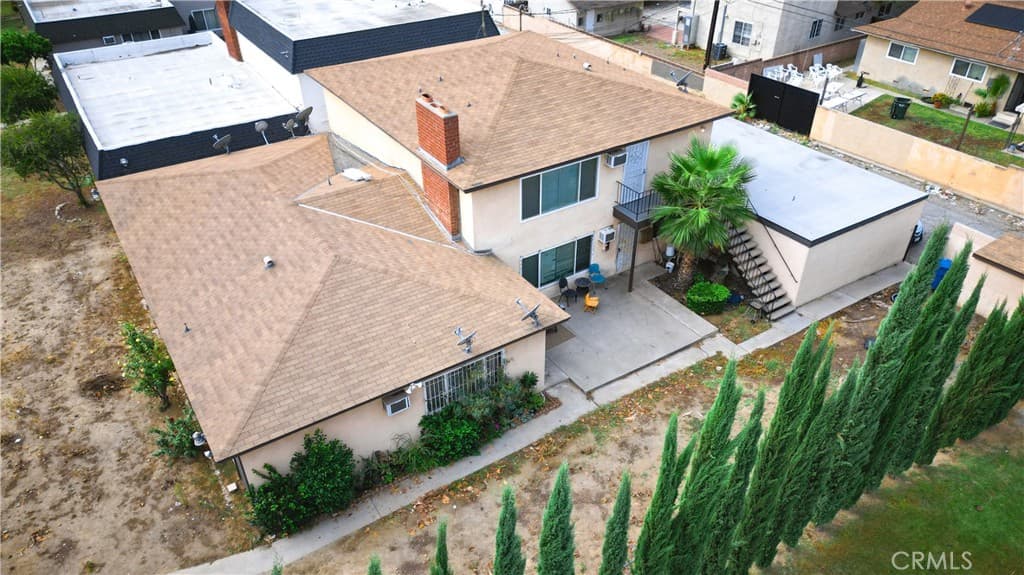 Multi-Family at 2559 Yorkshire Way, Pomona — photo 4 of 12