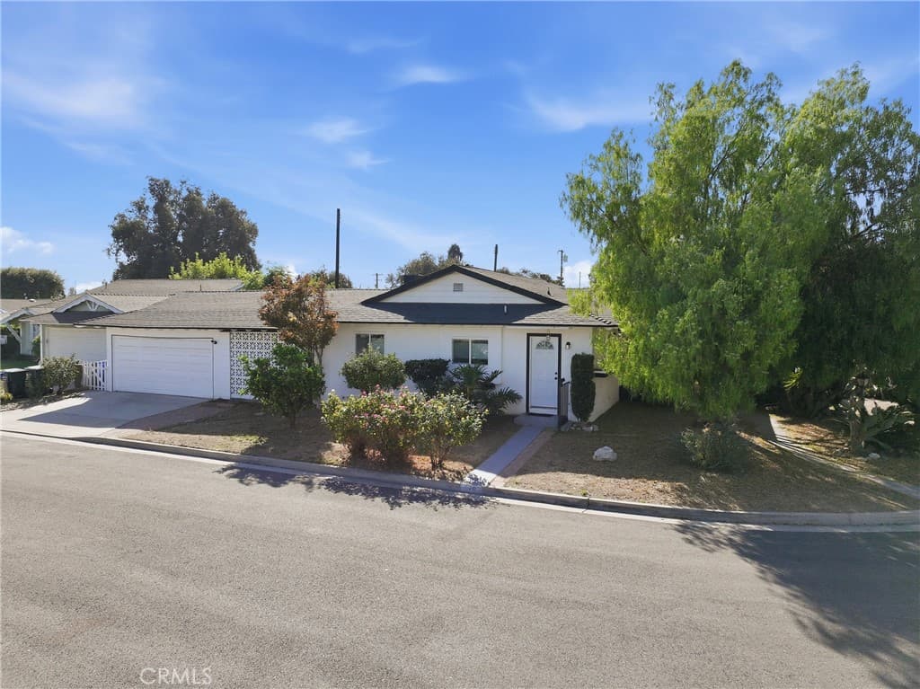 Home at 10762 Lynrose, Temple City — photo 3 of 12