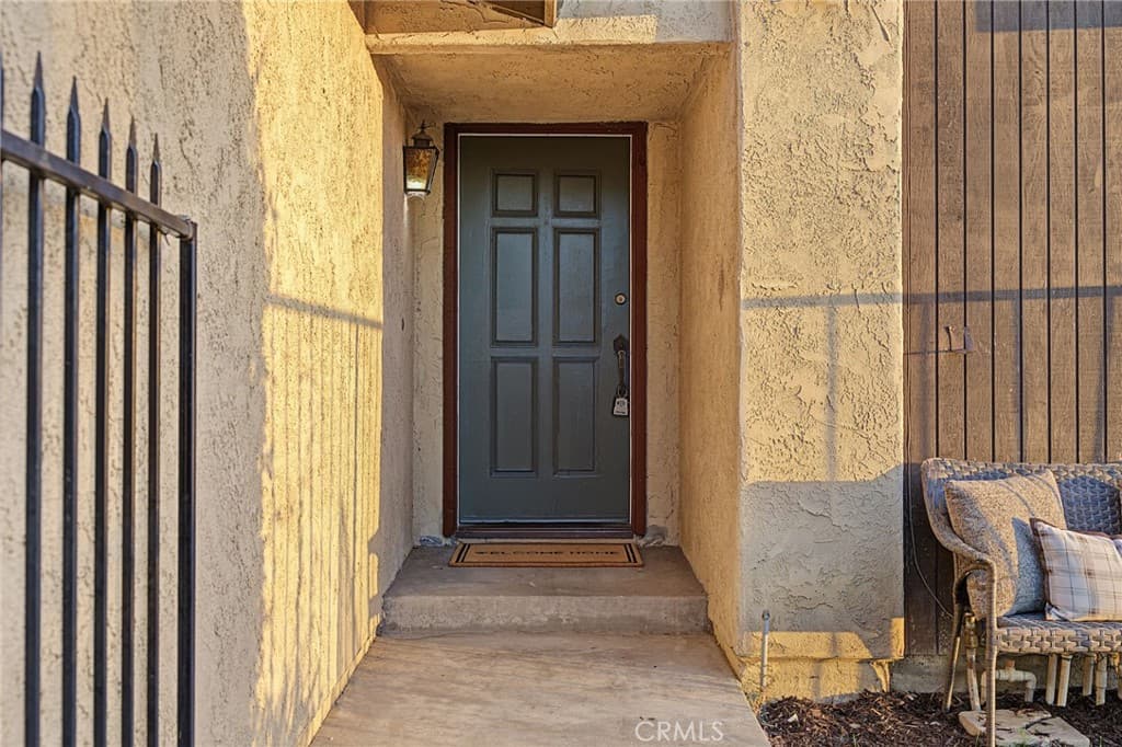 Home at 16142 Banbridge Avenue, La Puente — photo 4 of 12