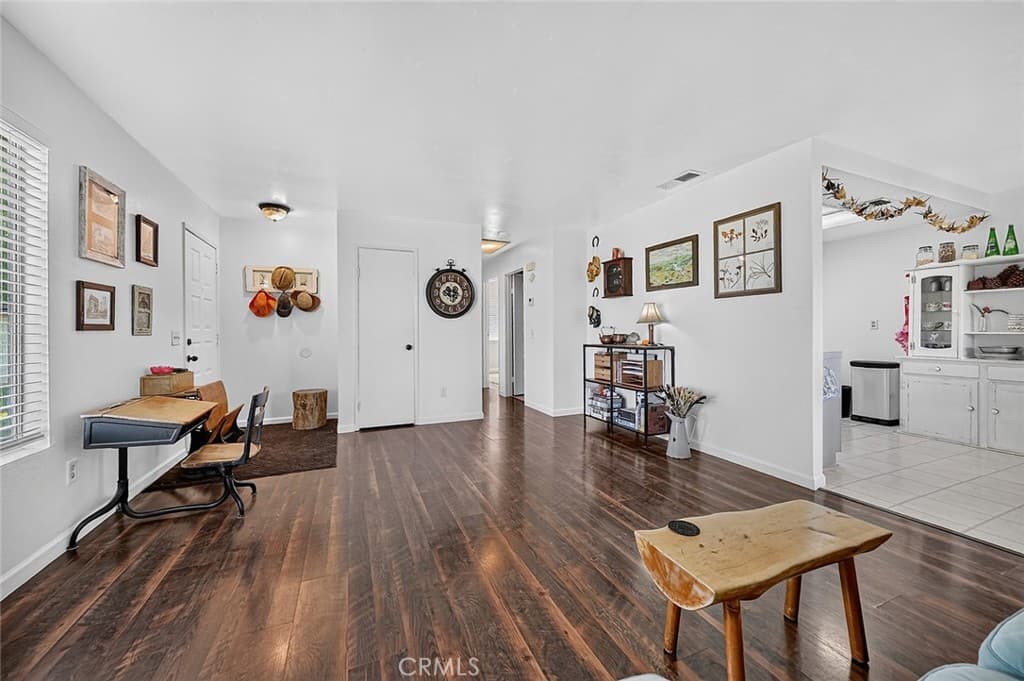 Condo at 853 W 13th 1, Azusa — photo 7 of 12