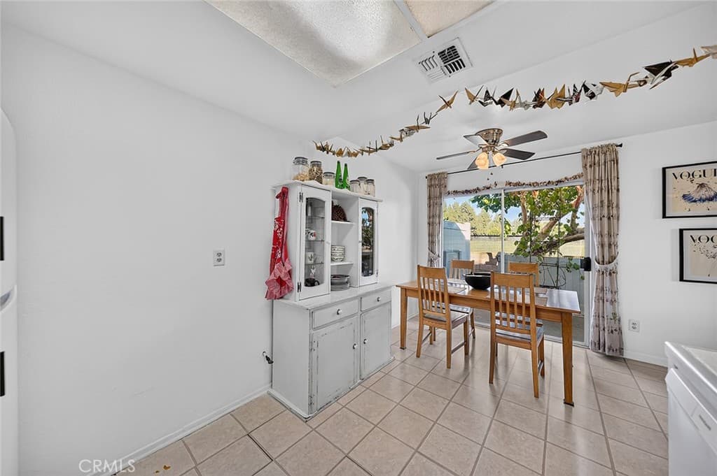 Condo at 853 W 13th 1, Azusa — photo 10 of 12