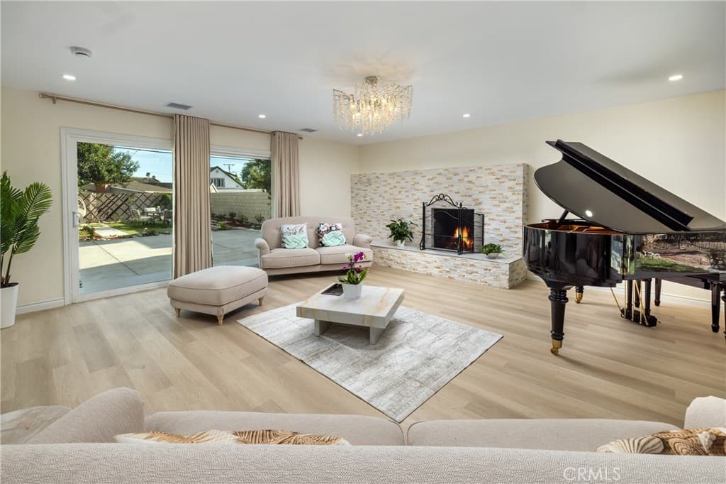 Home at 820 E Cameron, West Covina — photo 6 of 12