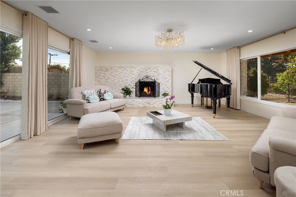 Home at 820 E Cameron, West Covina — photo 8 of 12