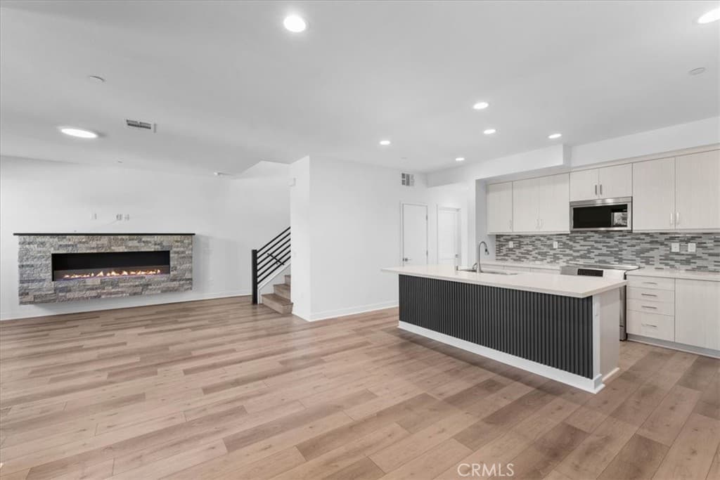 Condo at 493 Fairlane Way, Covina — photo 9 of 12